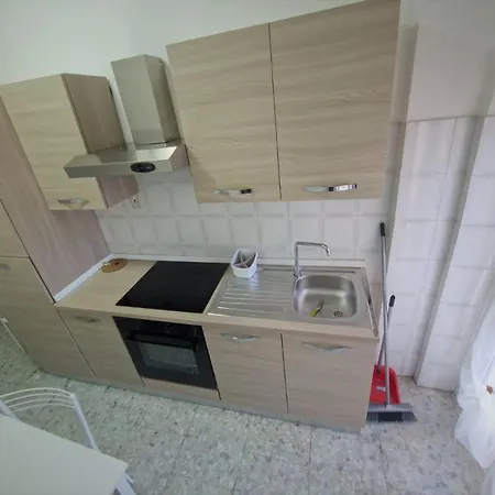 Telese Apartman *